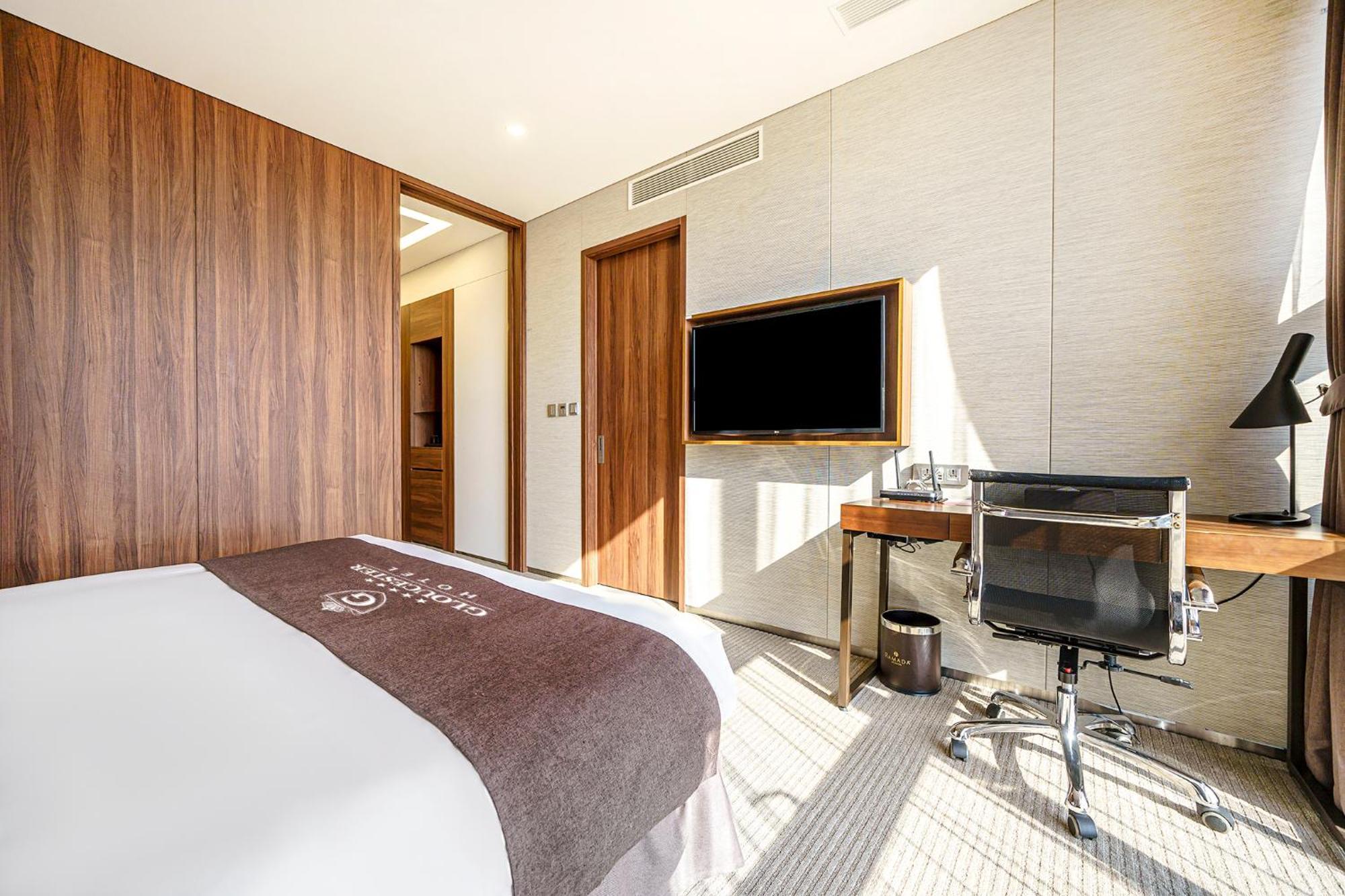 Gloucester Hotel Incheon Buitenkant foto