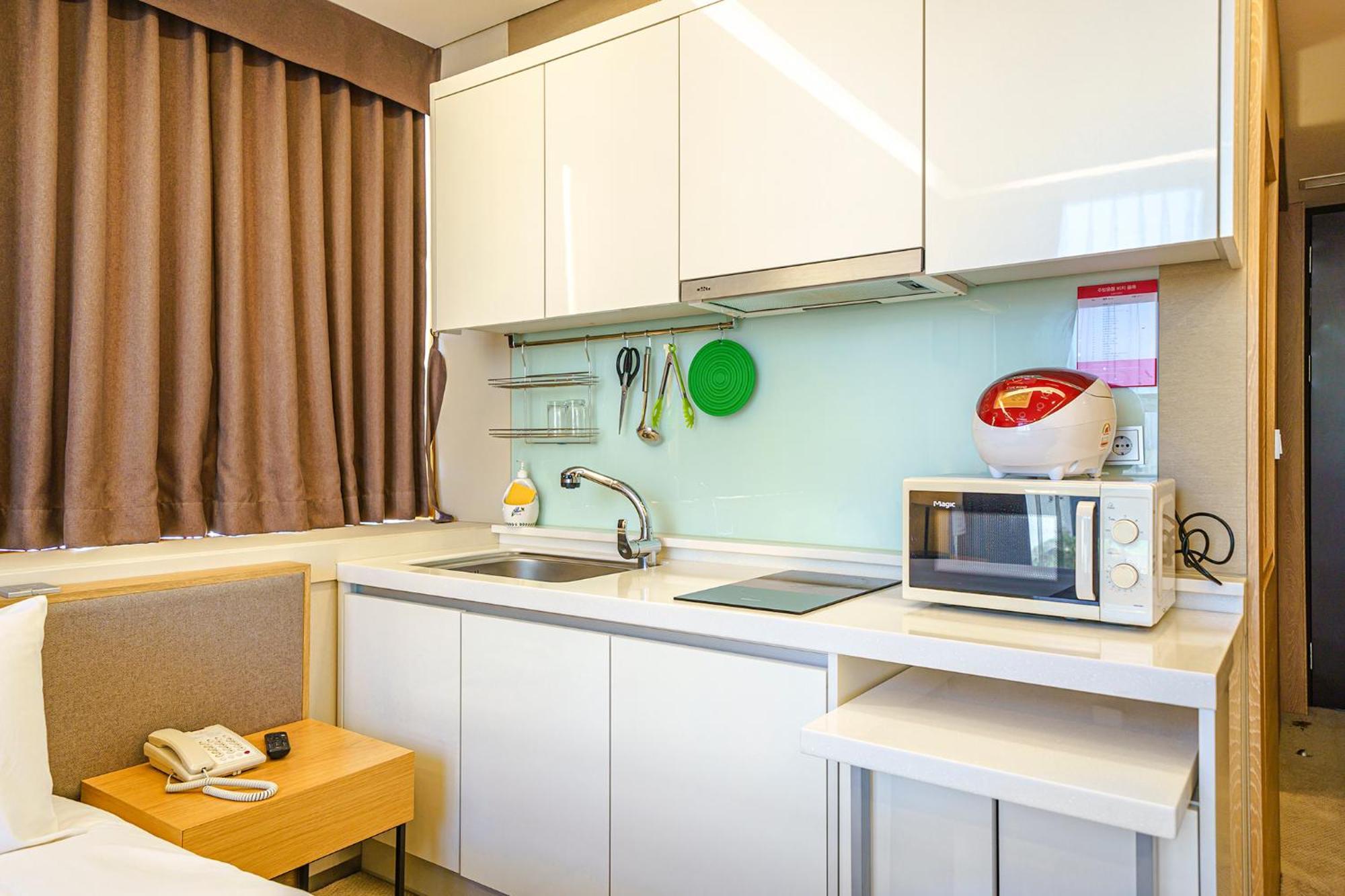 Gloucester Hotel Incheon Buitenkant foto
