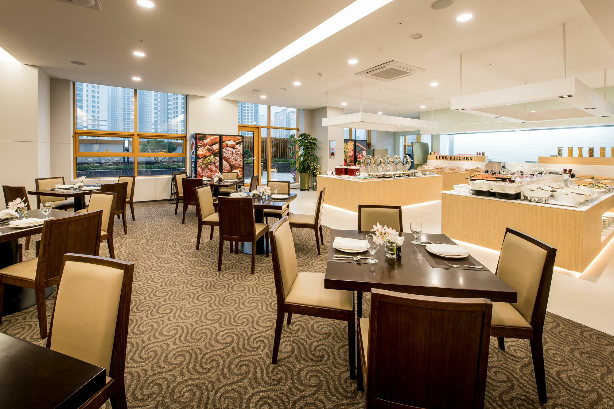Gloucester Hotel Incheon Buitenkant foto